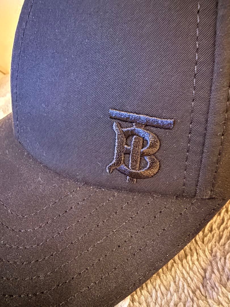 Burberryキャップタグ付正規品ブラック/ノバチェックsize XL