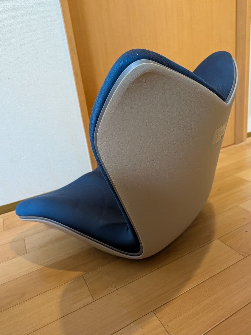 Style PREMIUM Series MTG 骨盤サポートチェア/ネイビー