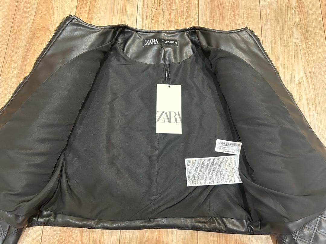 新品未使用　タグ付き　ZARA ショートキルティングフェイクレザージャケット　S