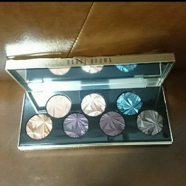 BOBBI BROWN 限定 リュクスジェムズアイシャドウパレット
