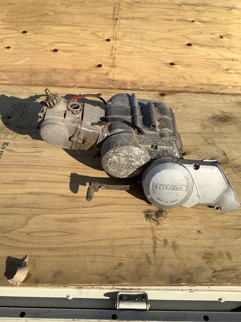 CRF50 エンジン　AE03E モンキー　JAZZ カブ