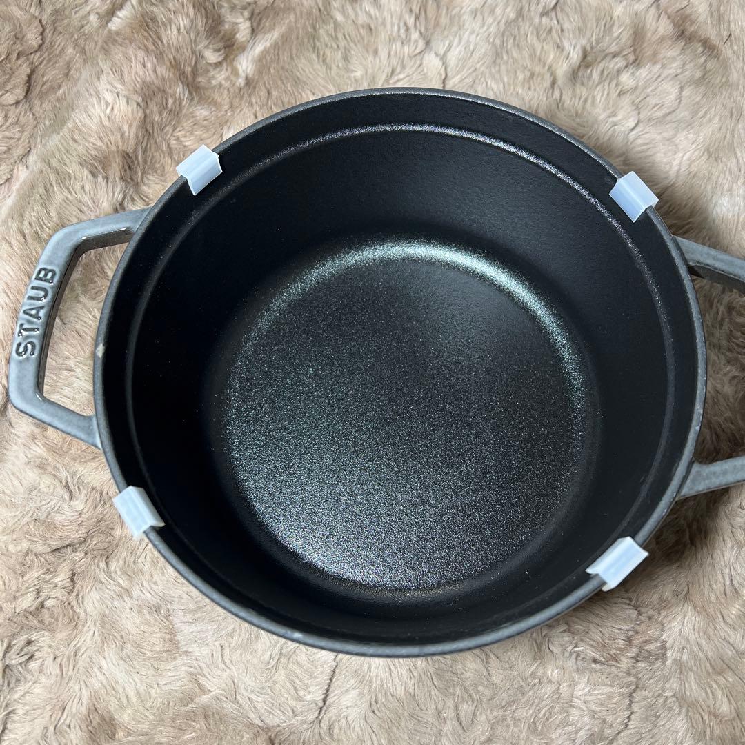 ストウブ　ピコ ココット ラウンド グレー 22cm IH対応