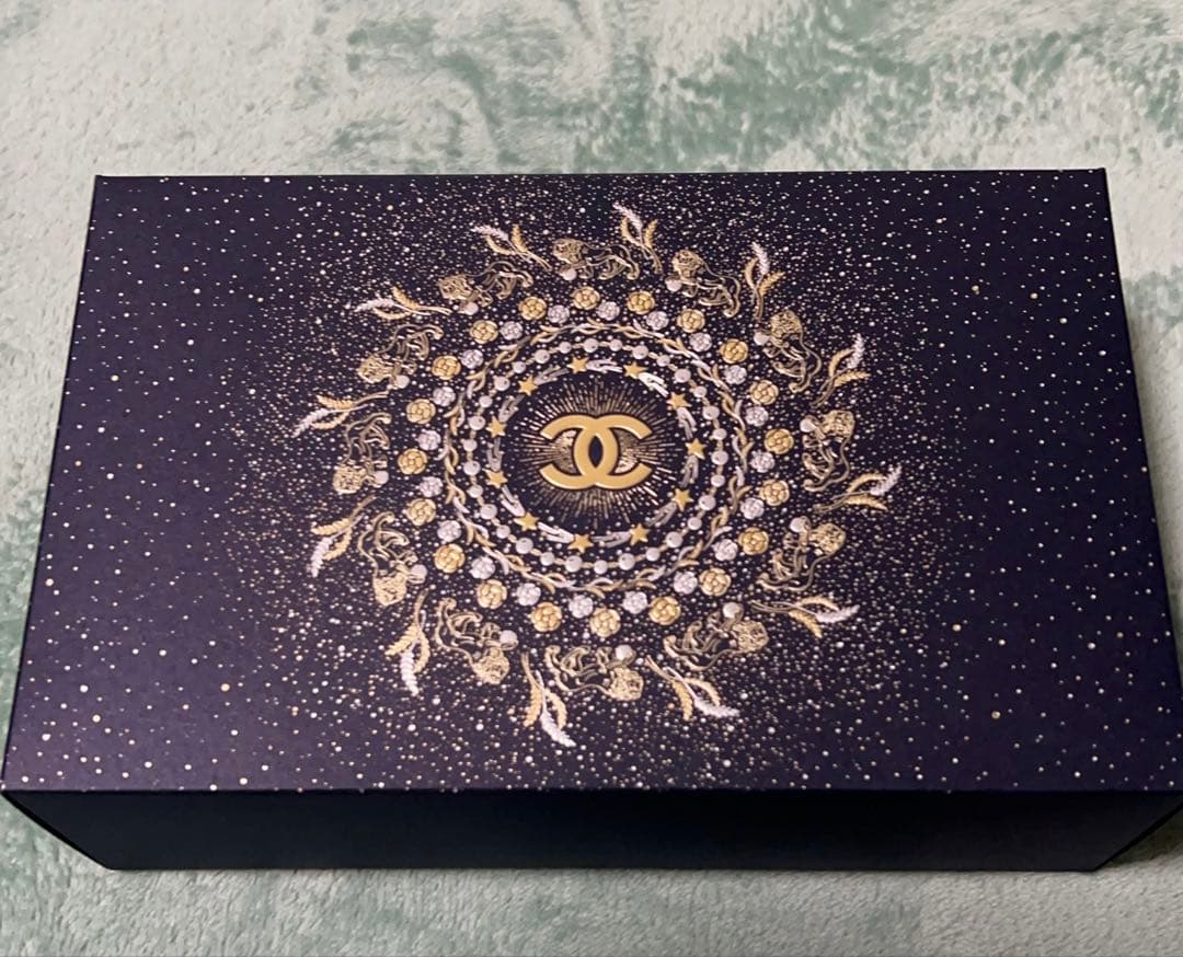 シャネル　リップアンドネイルケアセット　ホリデーコフレクリスマスコフレ2025