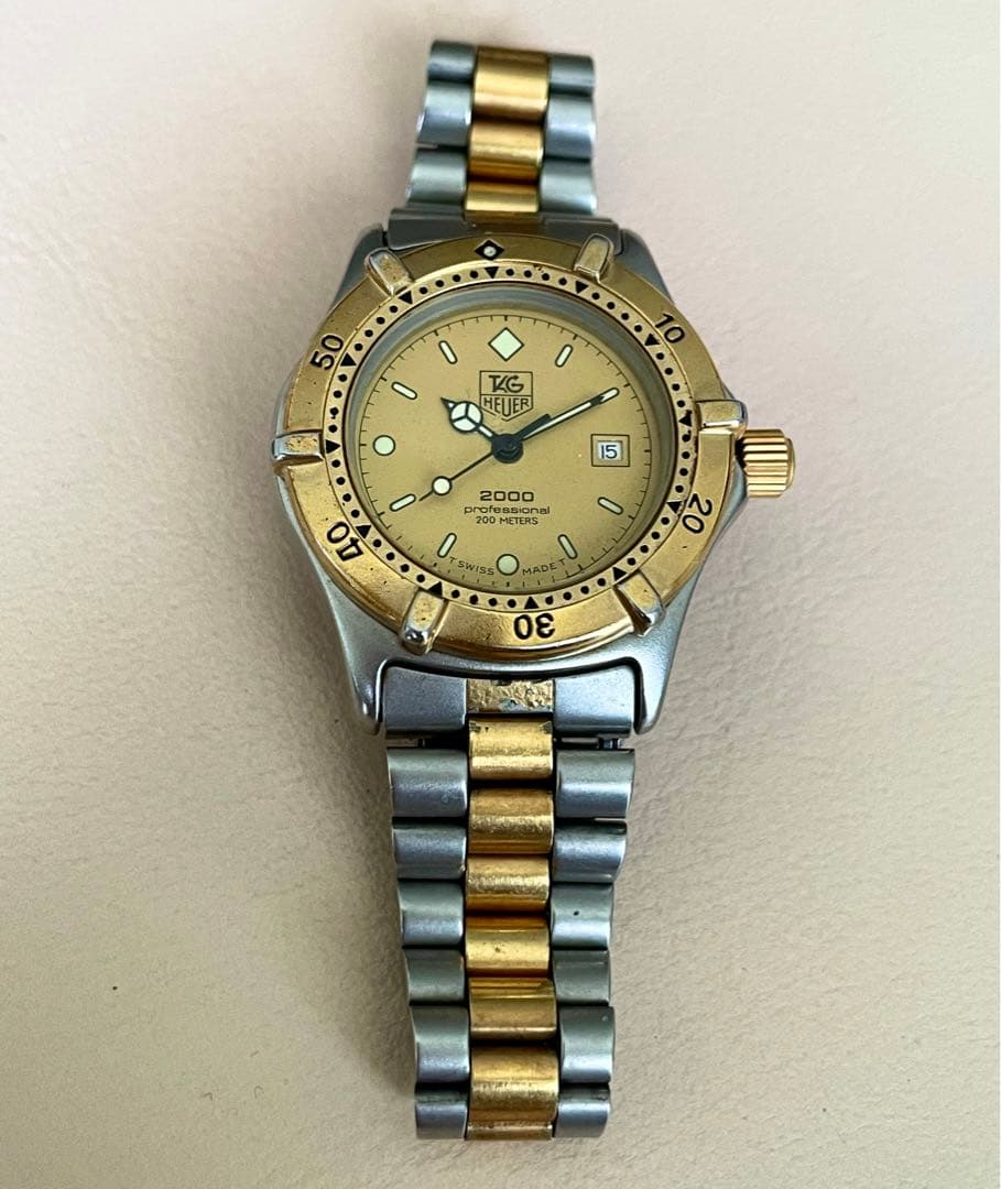 TAG HEUER タグホイヤー 2000 腕時計 964.015