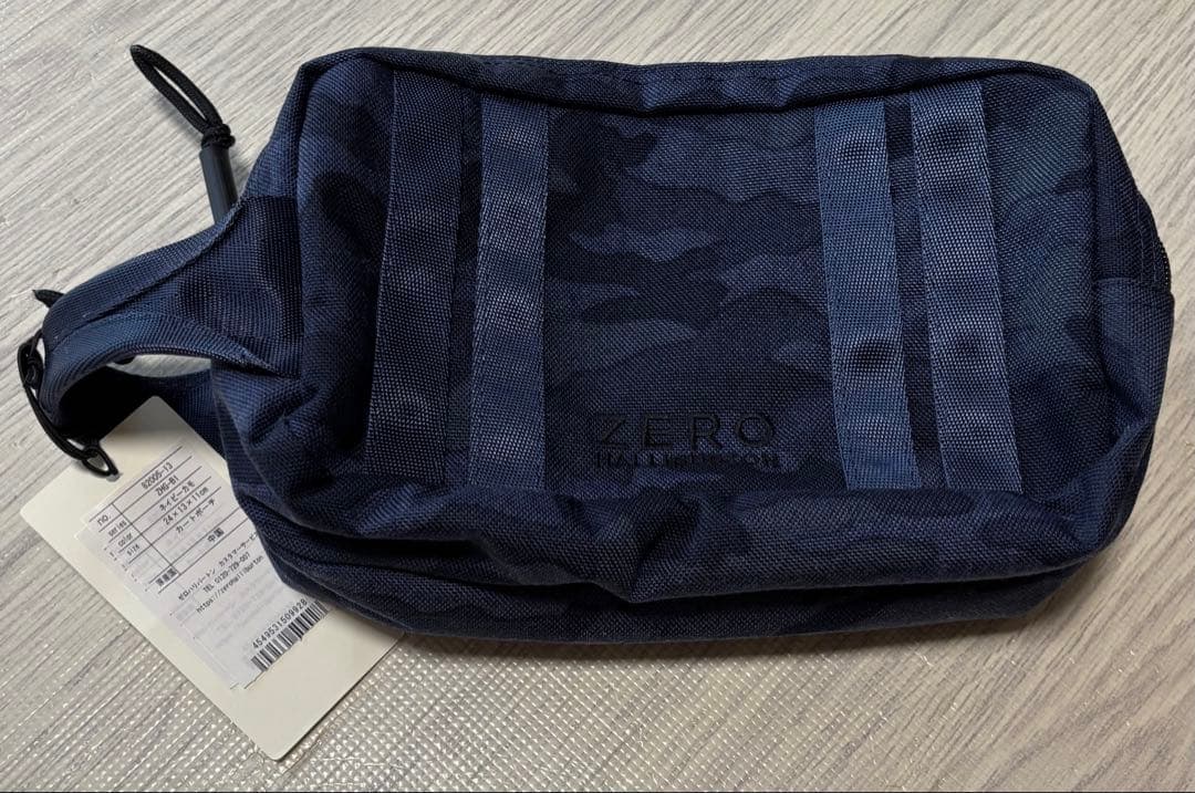 ZERO HALLIBURTON カートポーチ