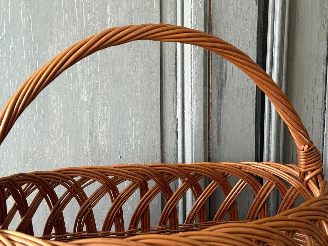 フランスアンティーク　ウィッカー製バスケット