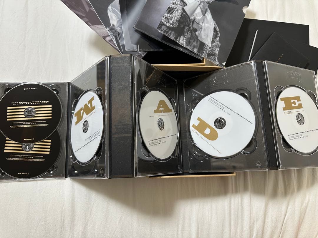 BIGBANG WORLD TOUR [MADE] 初回限定盤DVD
