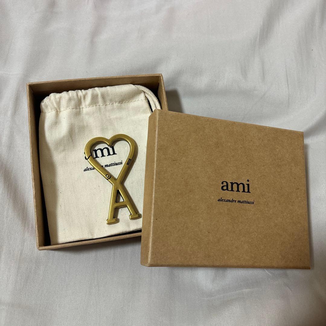 ami ハート型 A キーホルダー