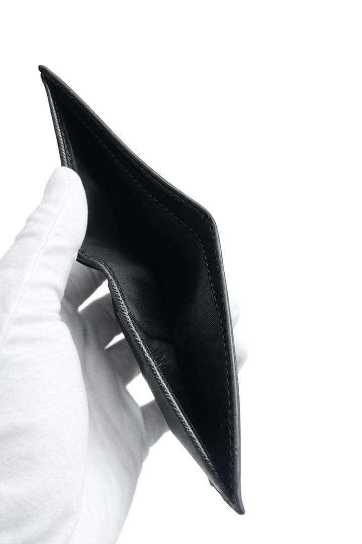 PRADA二つ折り財布