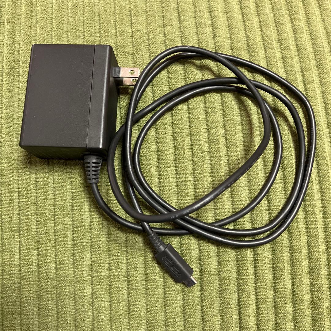 ニンテンドー スイッチライト イエロー 充電器 ケース マイクロsd 外箱 付き