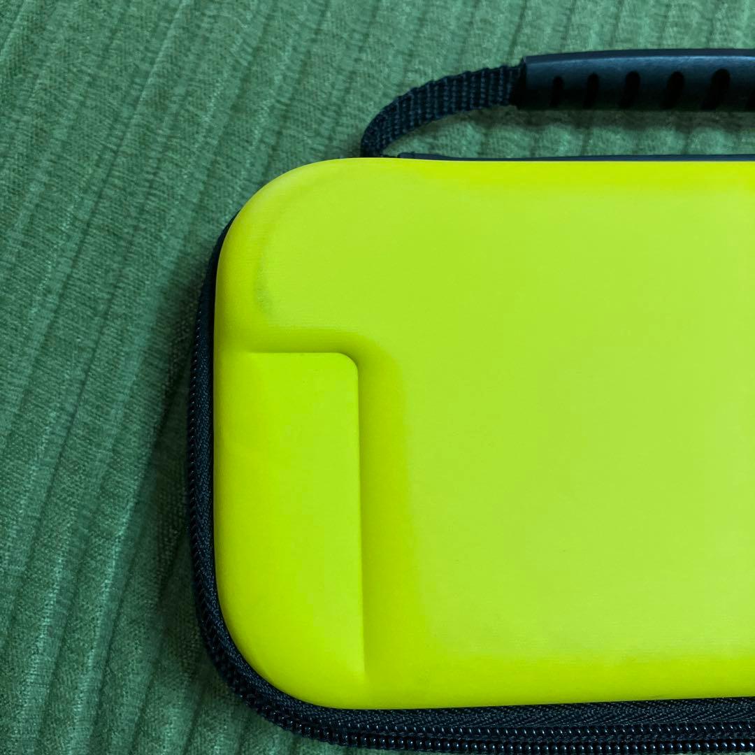 ニンテンドー スイッチライト イエロー 充電器 ケース マイクロsd 外箱 付き