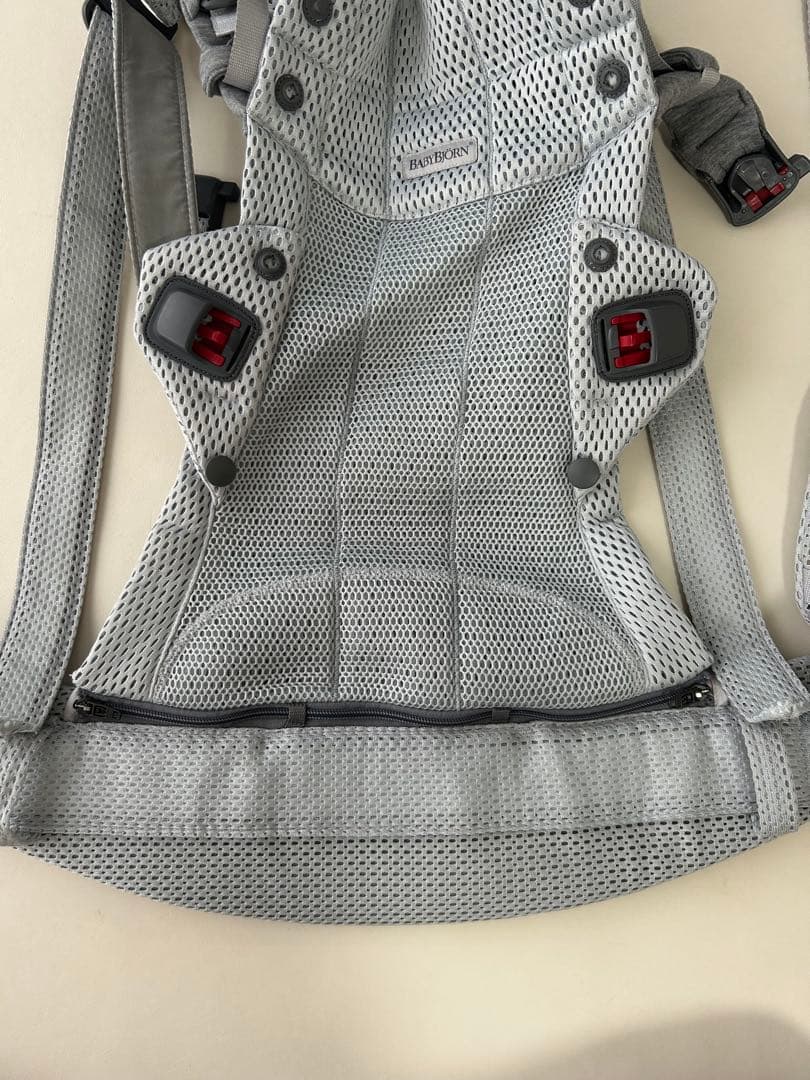 ベビービョルン抱っこ紐 ハーモニー
