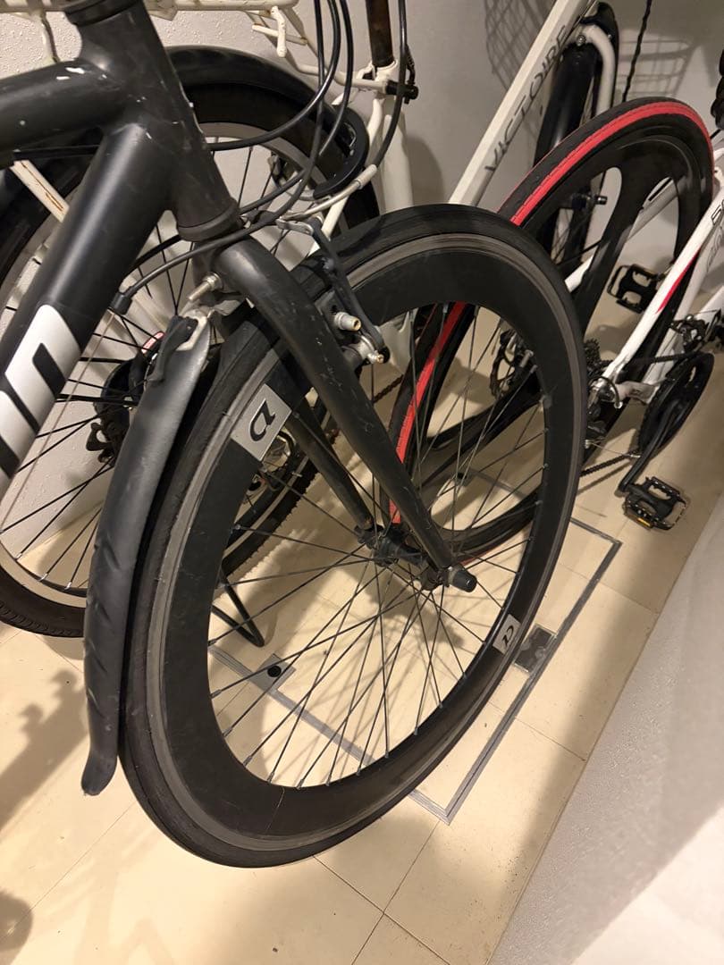 現地渡し、札幌のみ　クロスバイク　700cc 27段ギア搭載