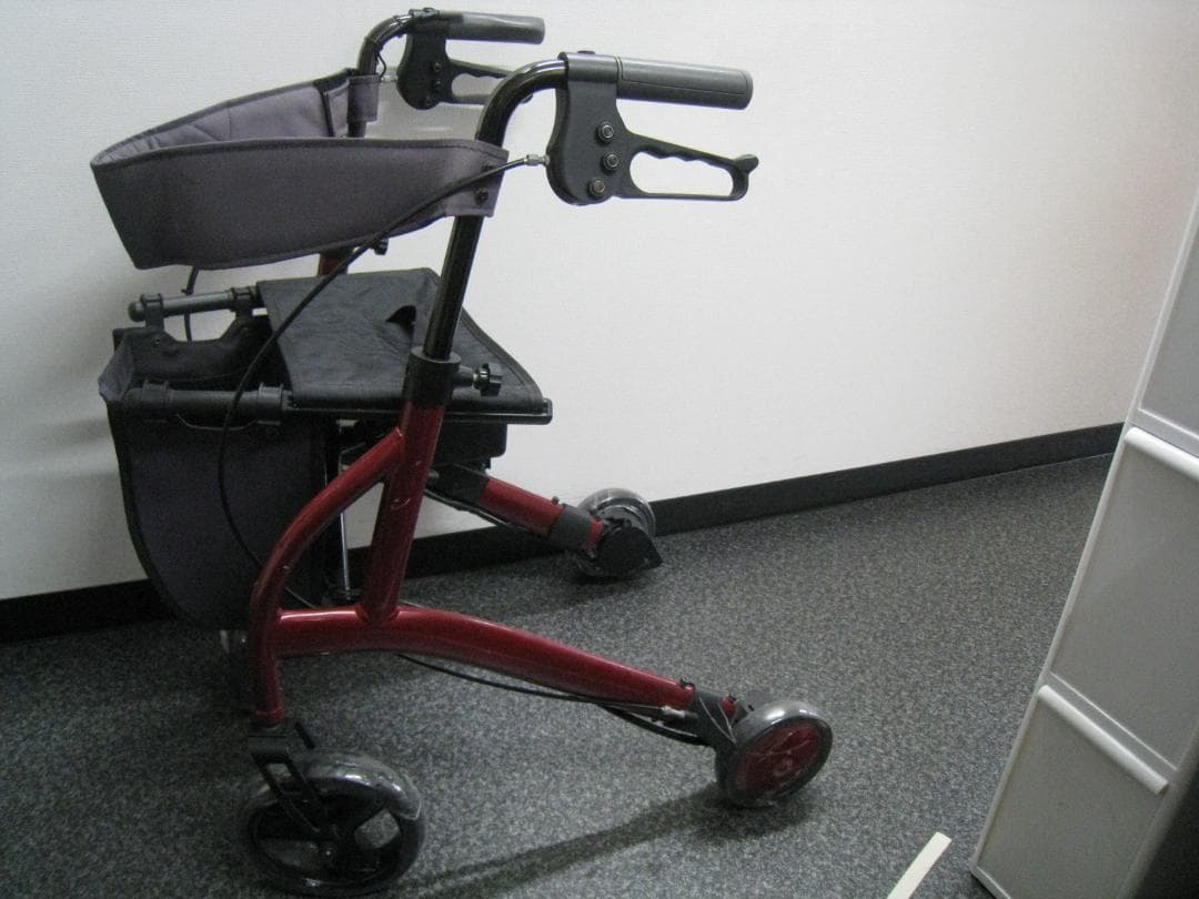 ロボットアシストウォーカー RT.2　RTワークス　歩行車