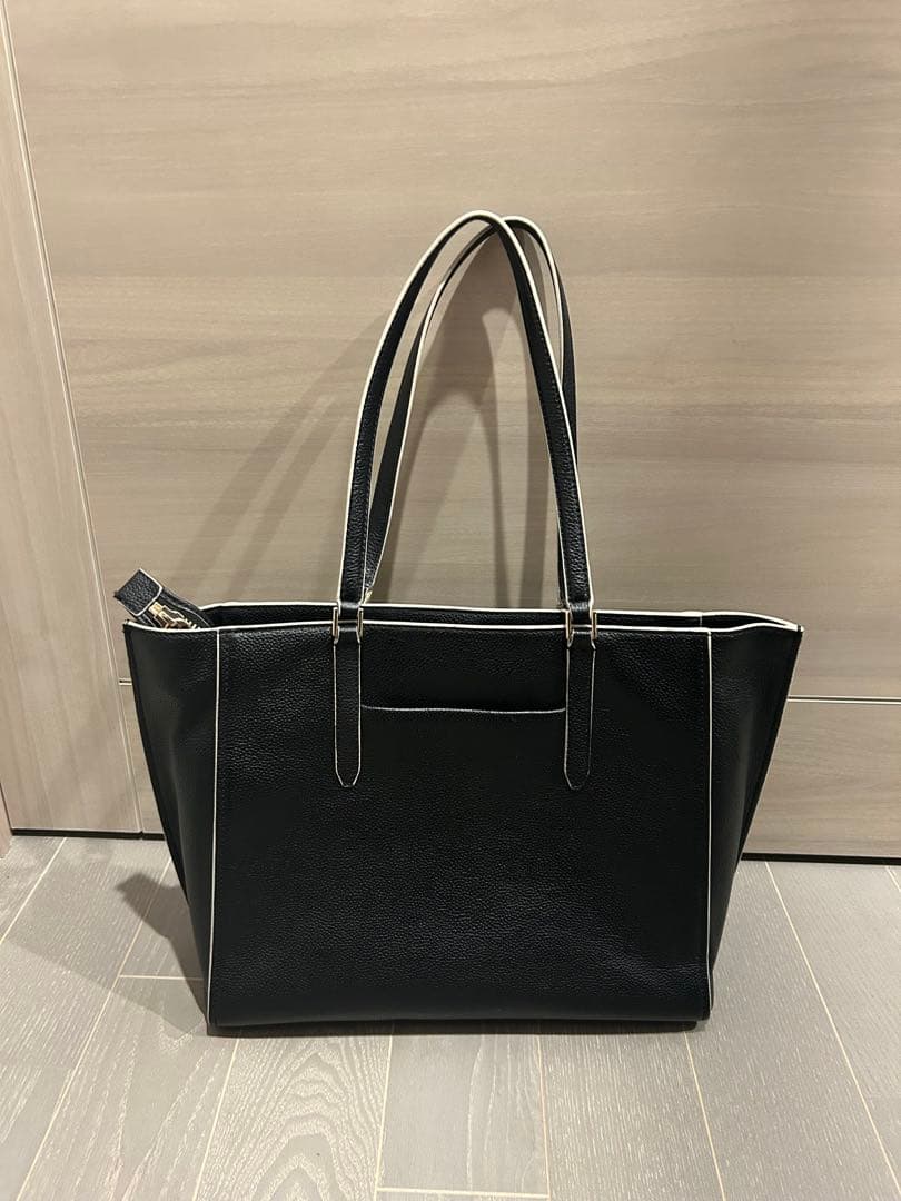 【超美品】コールハーン本革トートバッグ A4サイズ対応