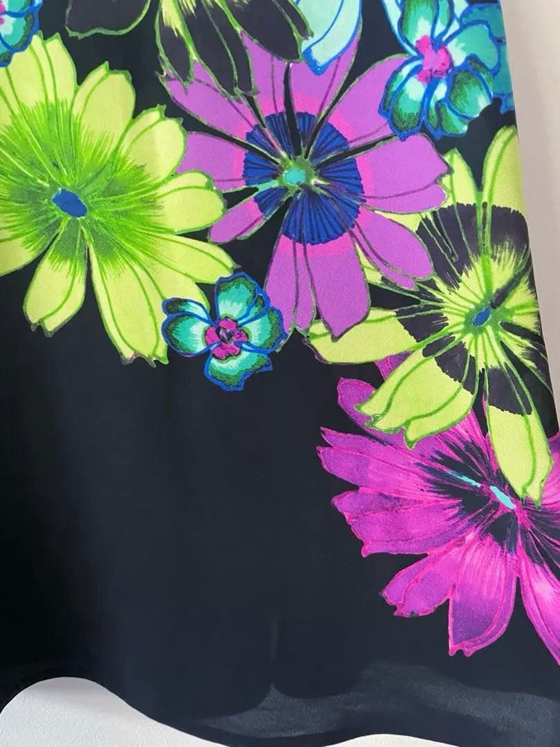 トクコプルミエヴォル花柄ビーズ装飾チュニックワンピース