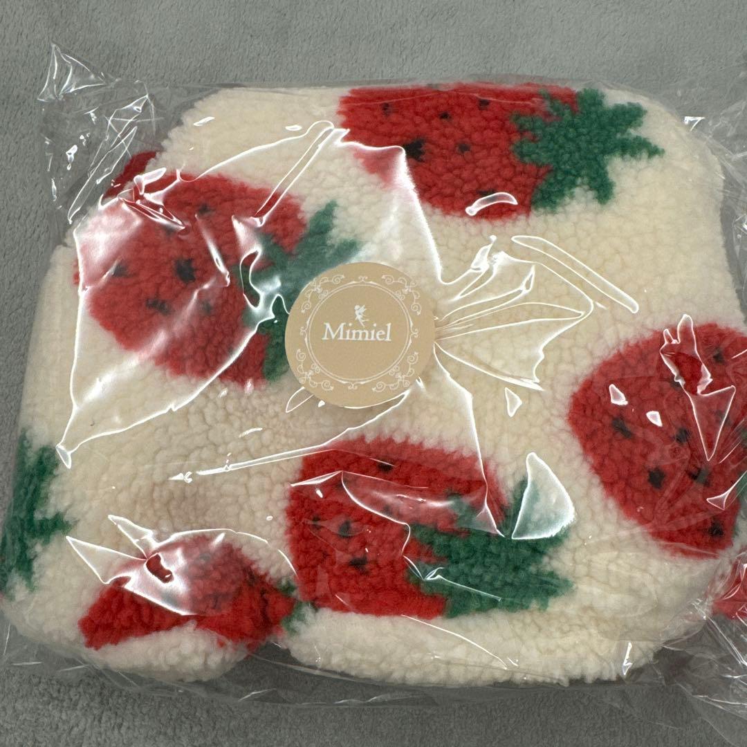 【新品未使用】ミミエル　ロンパース、帽子セット