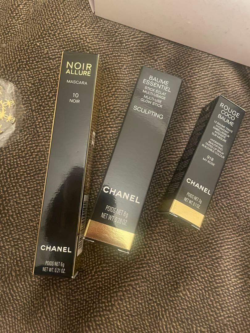 値下げ中！新品未使用シャネルクリスマスコフレ2024