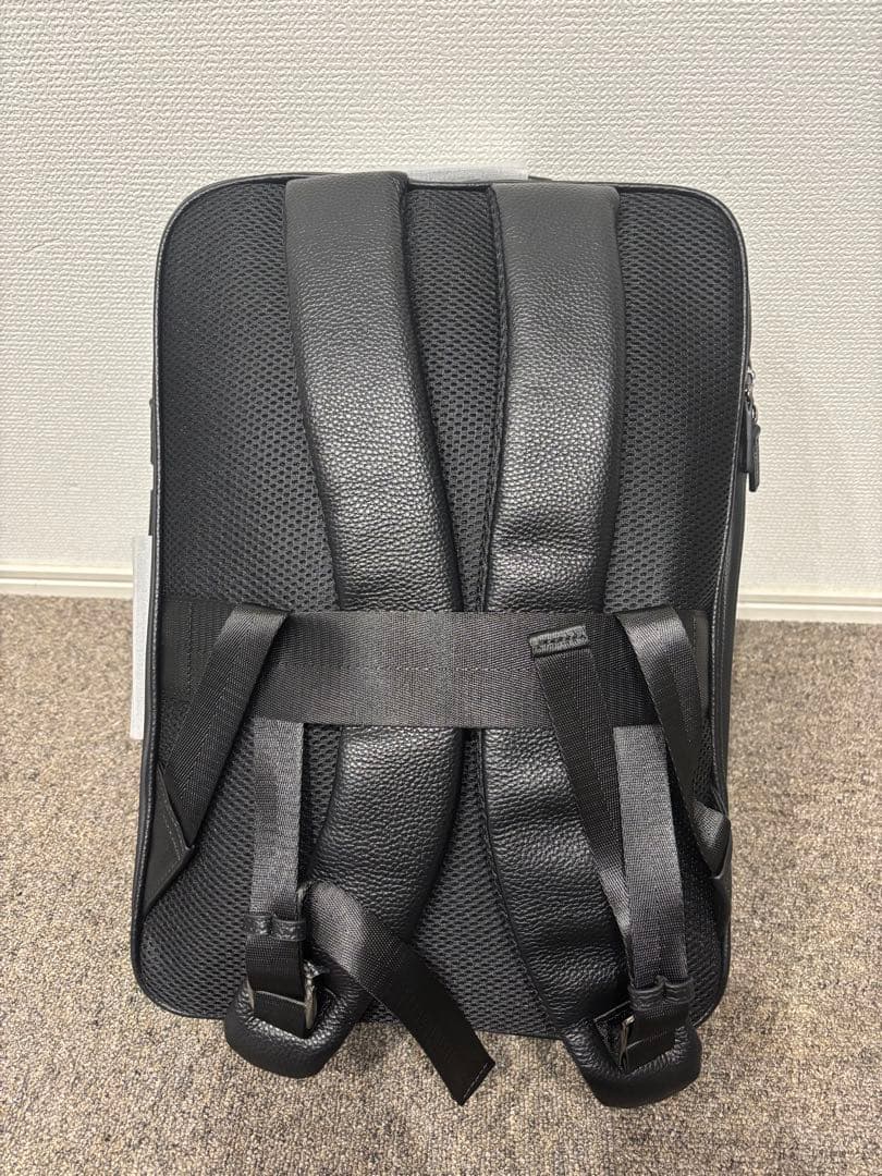 LASIEM ラシエム　ビジネスリュック　15.6インチ