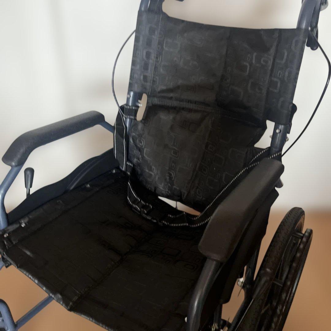 折りたたみ式自走用車椅子 ブラック
