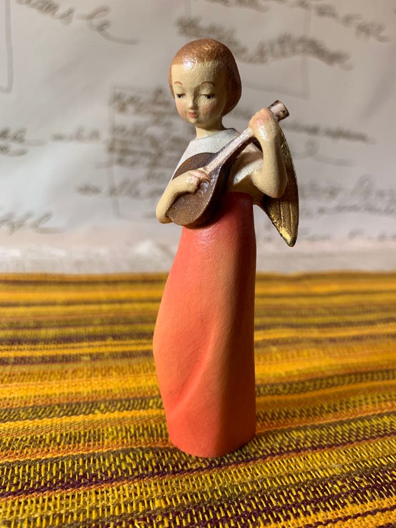 DOLFl人形　アンリ人形　珍しい姿の女の子の天使の人形！フォルムが素敵です！