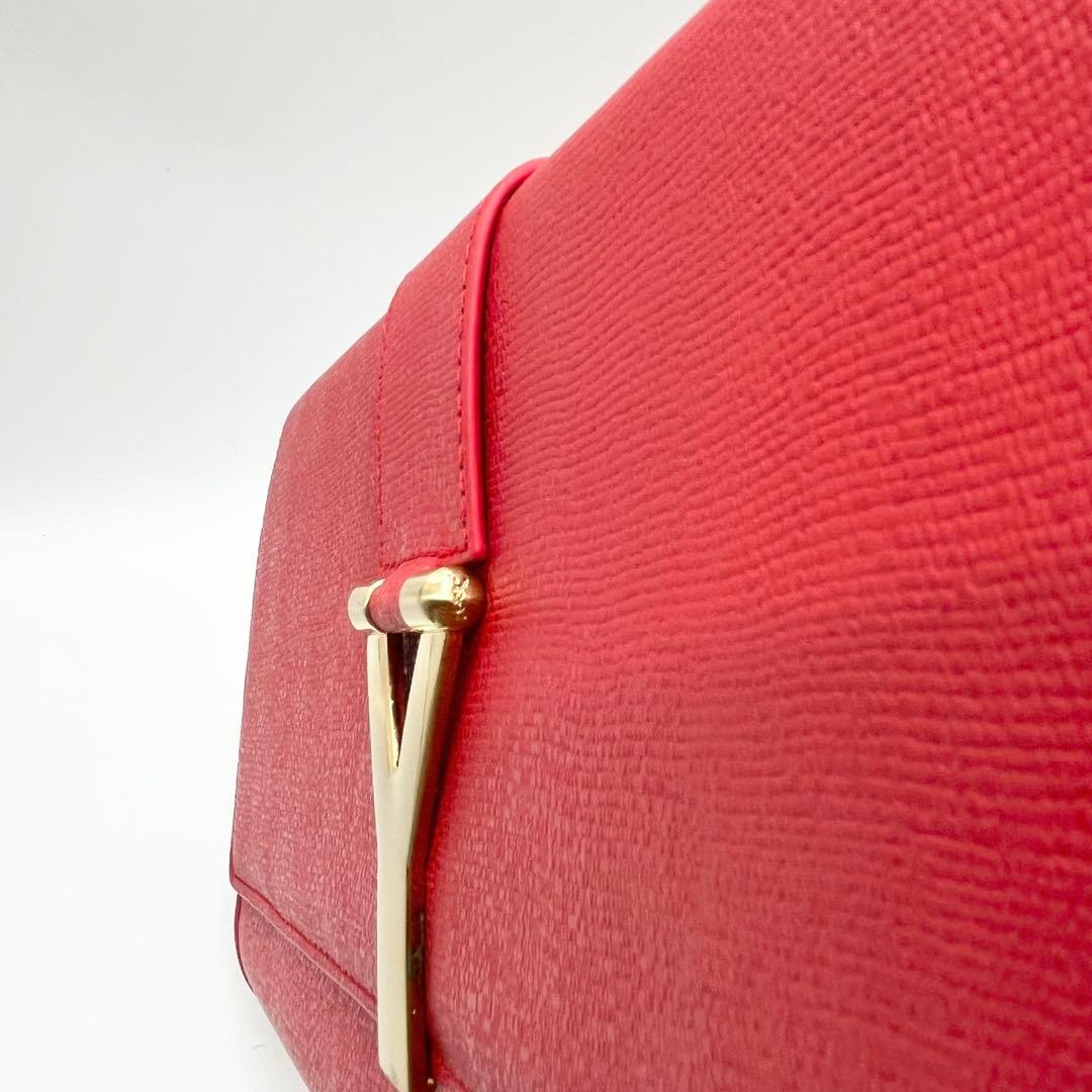 【希少】イヴ・サンローラン　クラッチバッグ　Yライン レッド　レア