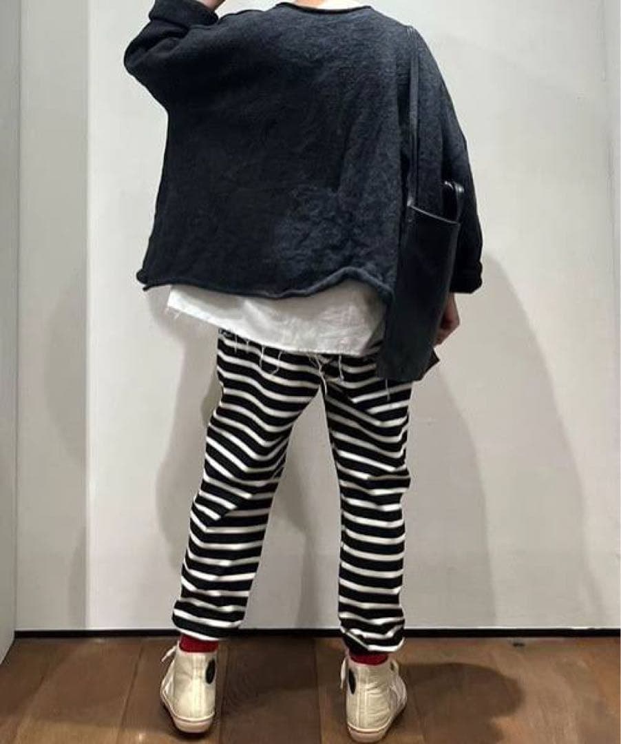 デラヴェジャージーパンツ