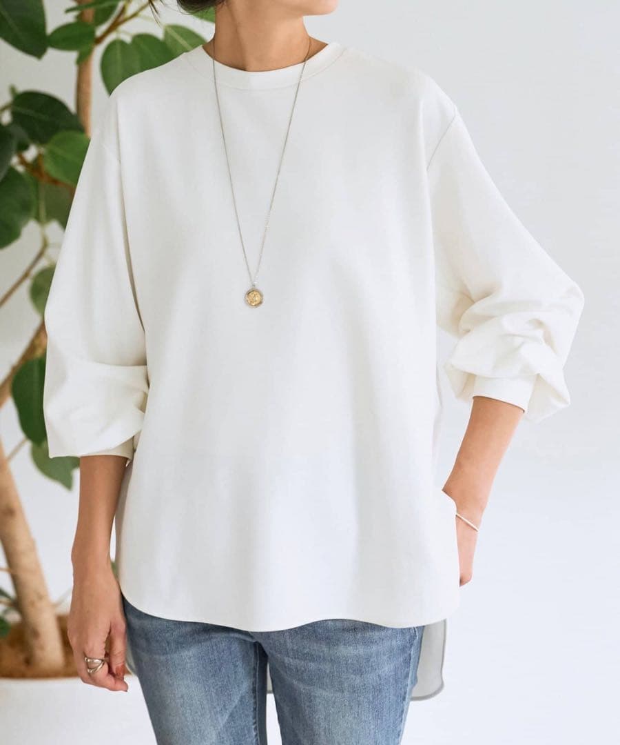 新品未使用✨BEARDSLEY ビアズリー　Tブラウス 0サイズ　ホワイト