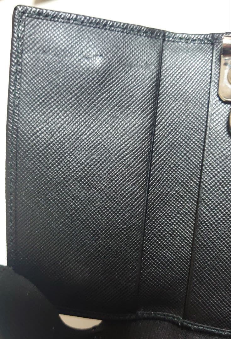 【未使用に近い】PRADA キーケース レザー