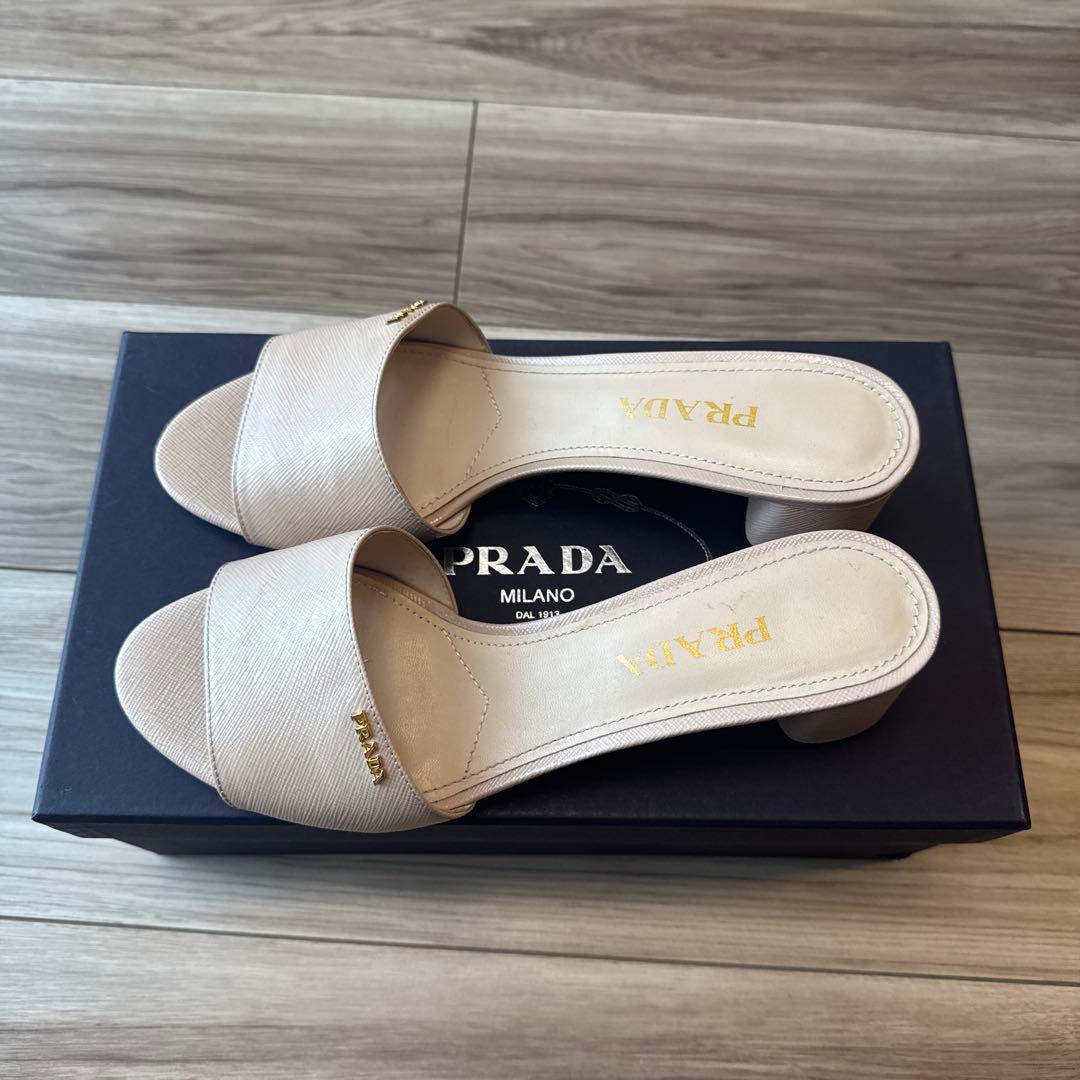 【お値下げしました！】PRADA ベージュ ミュール 中ヒール