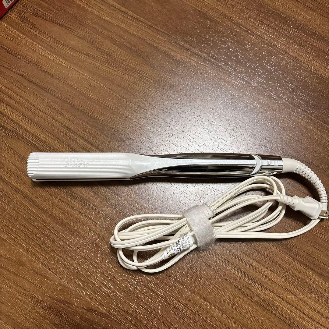 なげ　リファ ストレートヘアアイロン ホワイト