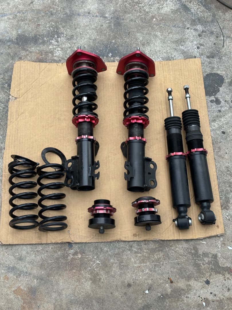 50 プリウス 前期 後期 車高調 フルタップ