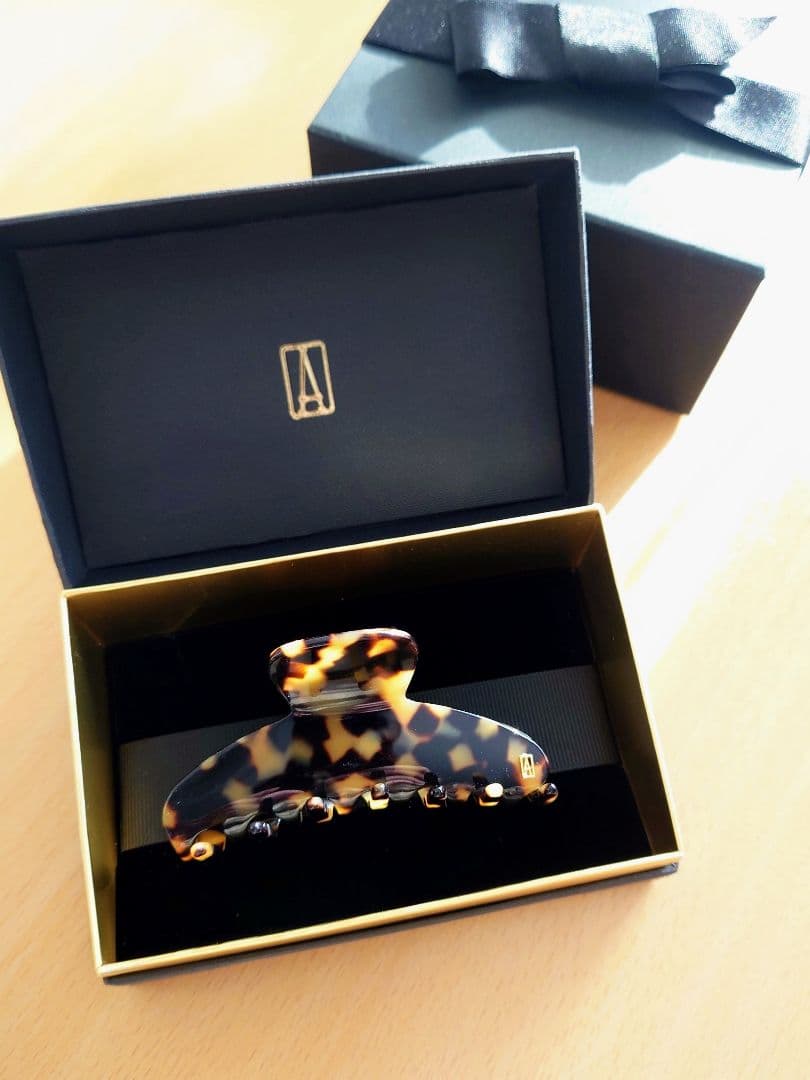 アレクサンドルドゥパリ スワロフスキー M クリップ トーキョー TOKYO