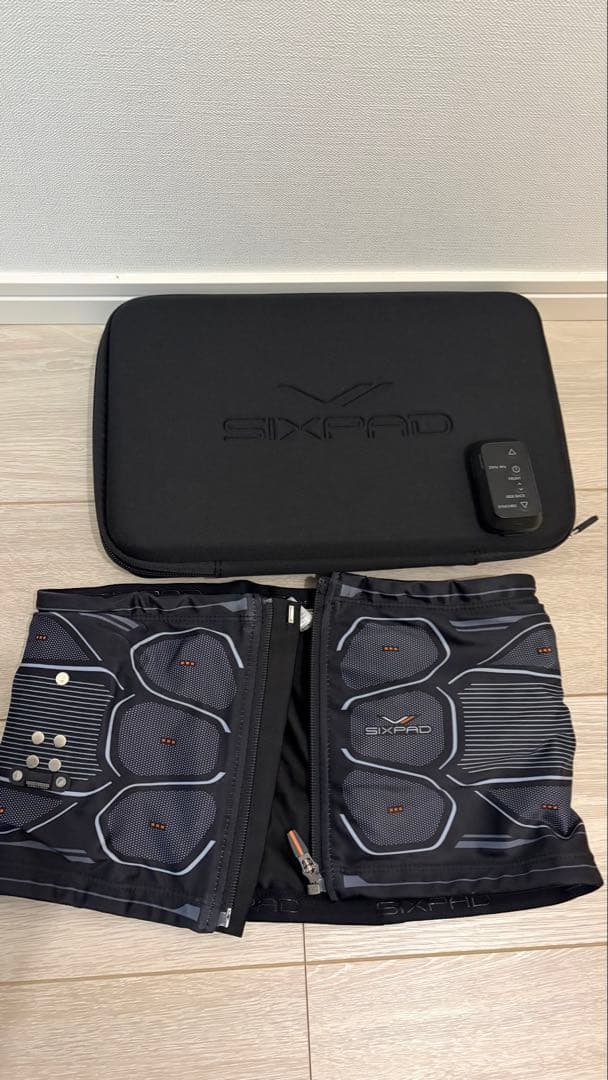 SIXPADコアベルト2 Ｍサイズ　コントローラー付き　箱あり　説明書あり