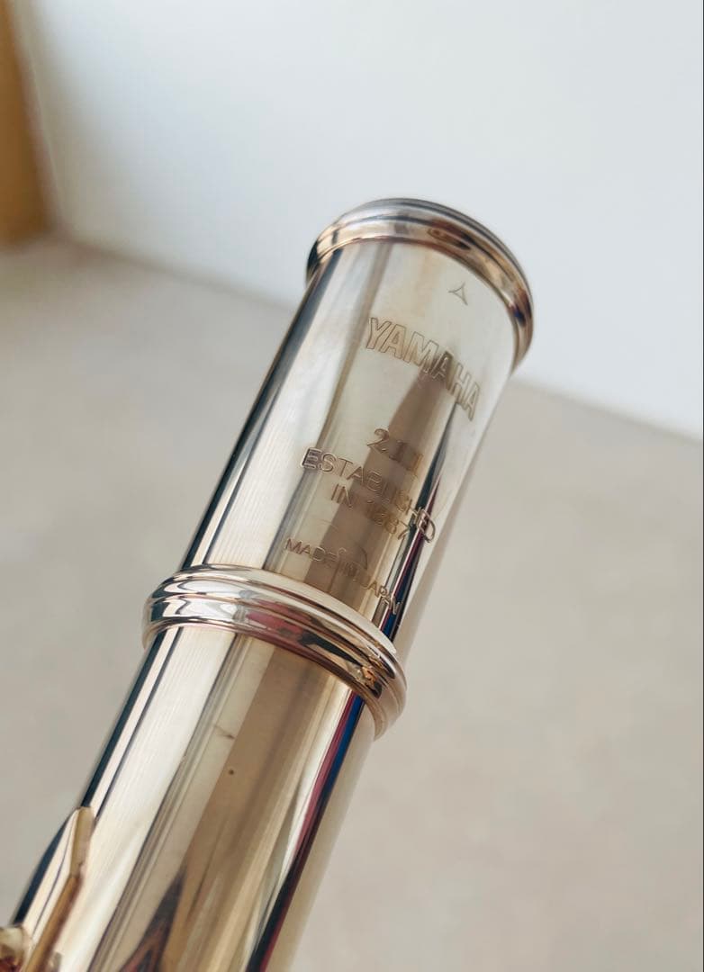 初心者の方、一度に揃う！　ヤマハ フルート YFL-211 ケース・掃除棒付き