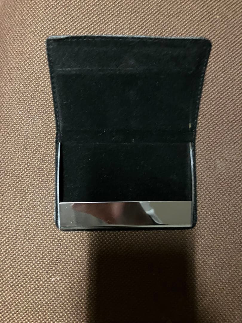 ダミエパターン名刺入れ ブラック