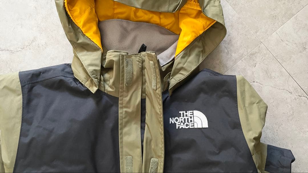【美品】　ノースフェイス　ジャンプスーツ　スノーウェア　120