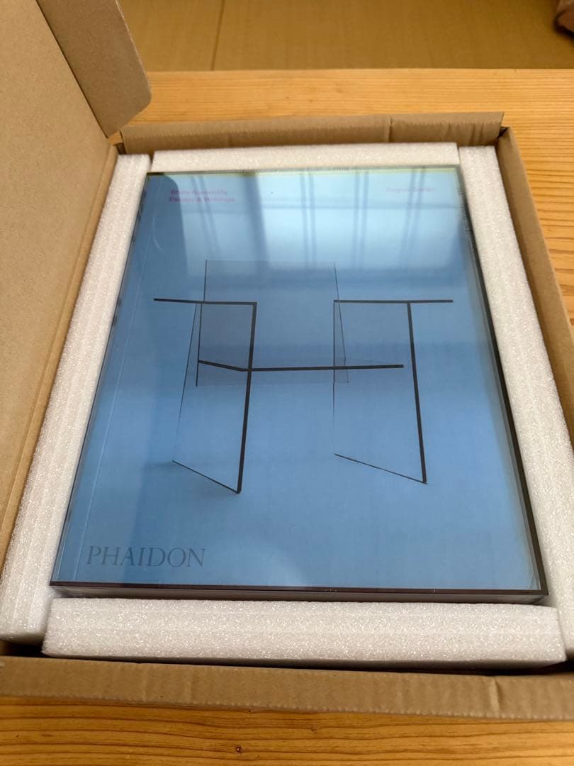 新品未開封　倉俣史郎　SHIRO KURAMAtA phaidon book 本