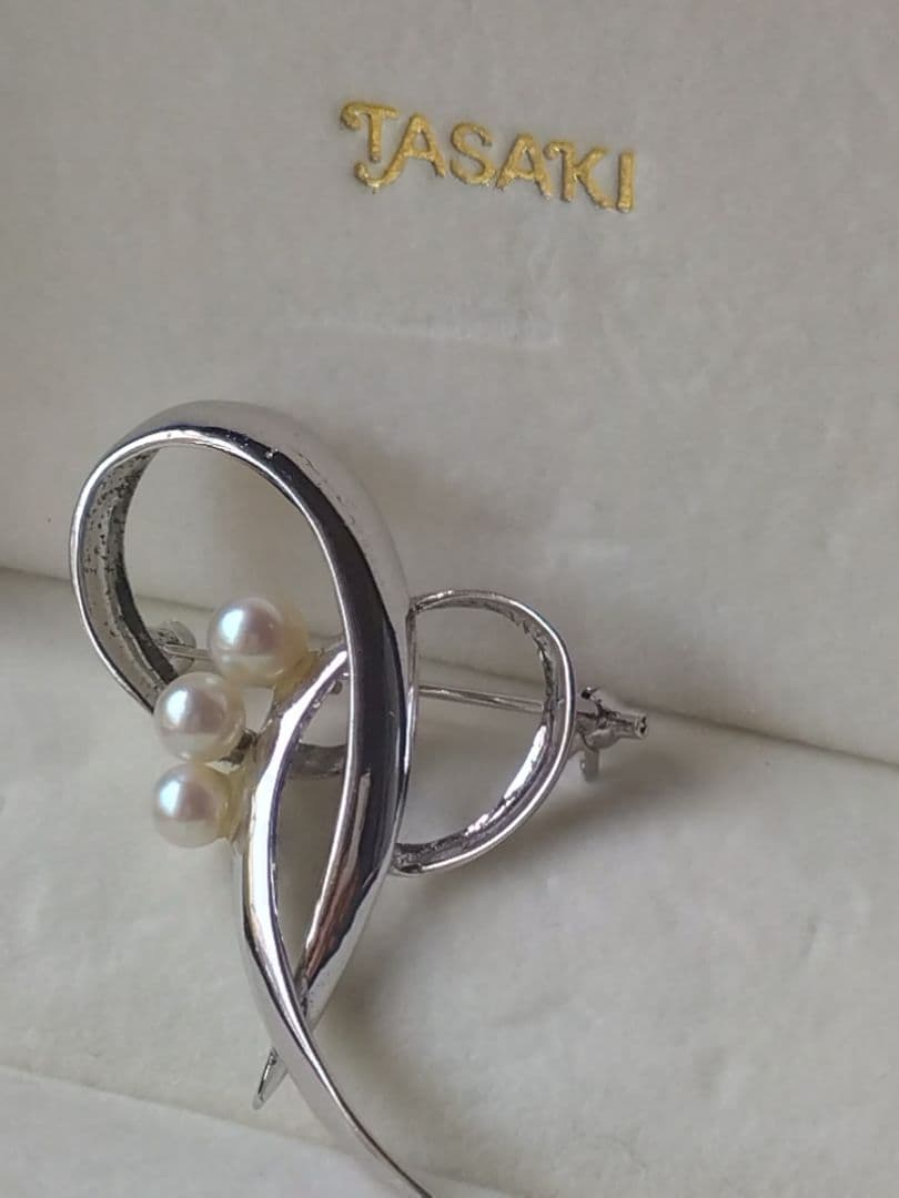 TASAKI 田崎真珠3珠　 アコヤ本真珠 ブローチ　SILVER