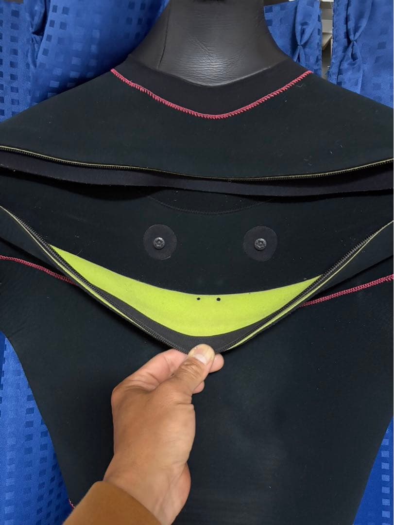 プ*須様 ビーウェットBEWET ドライスーツ レディース　スパイダー