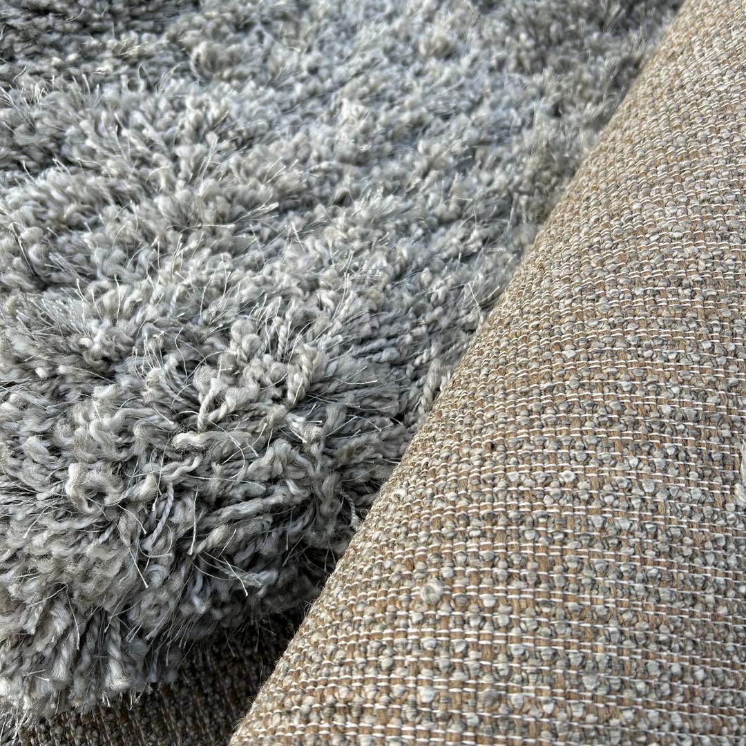 美品 prevell カーペットフワフワ グレー ラグ トルコ製