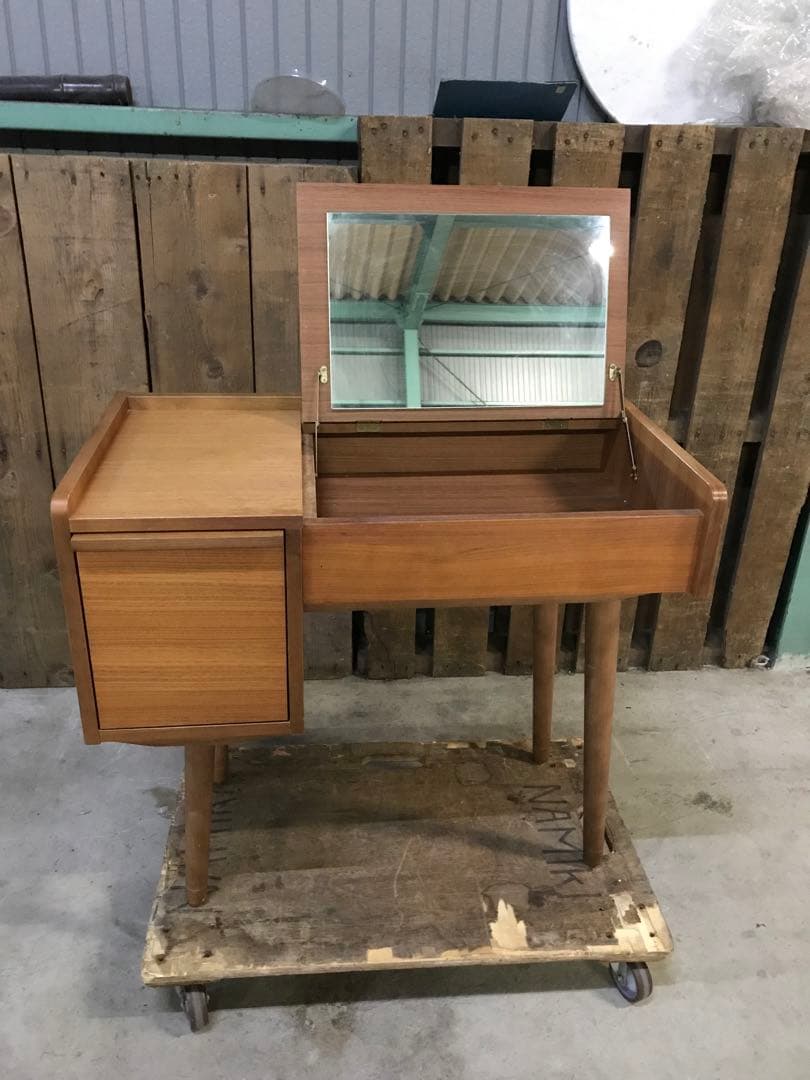 ウニコ unico アルベロ ドレッサー