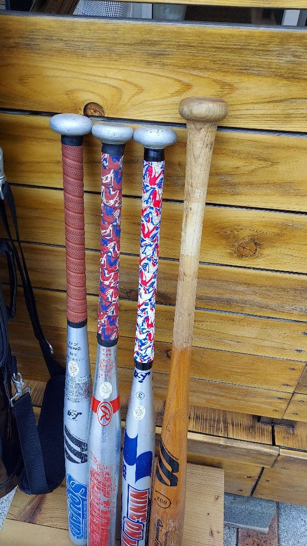 ソフトボールバット