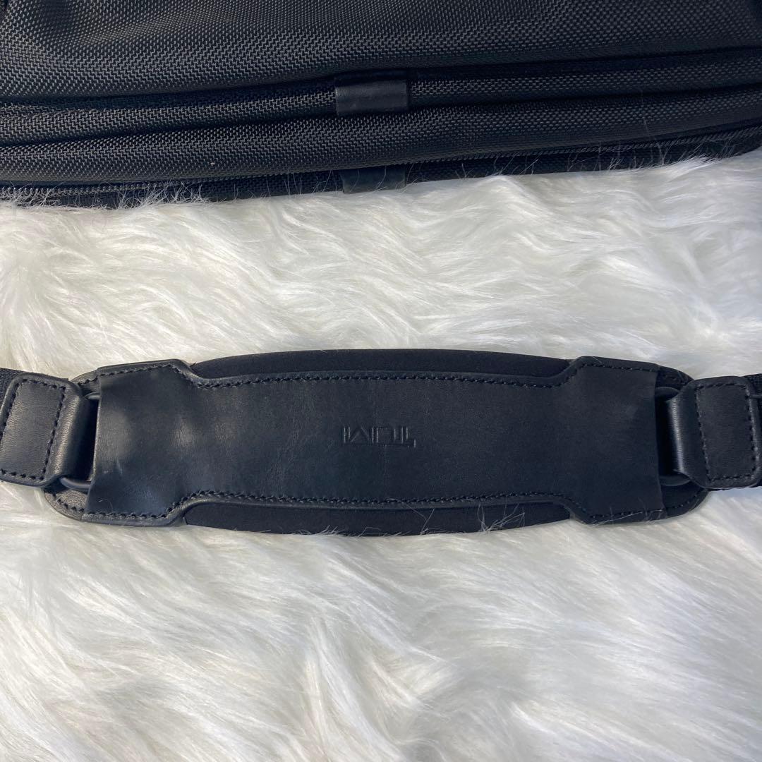 Shin【美品】TUMI ビジネスバッグ ALPHA 26121D4