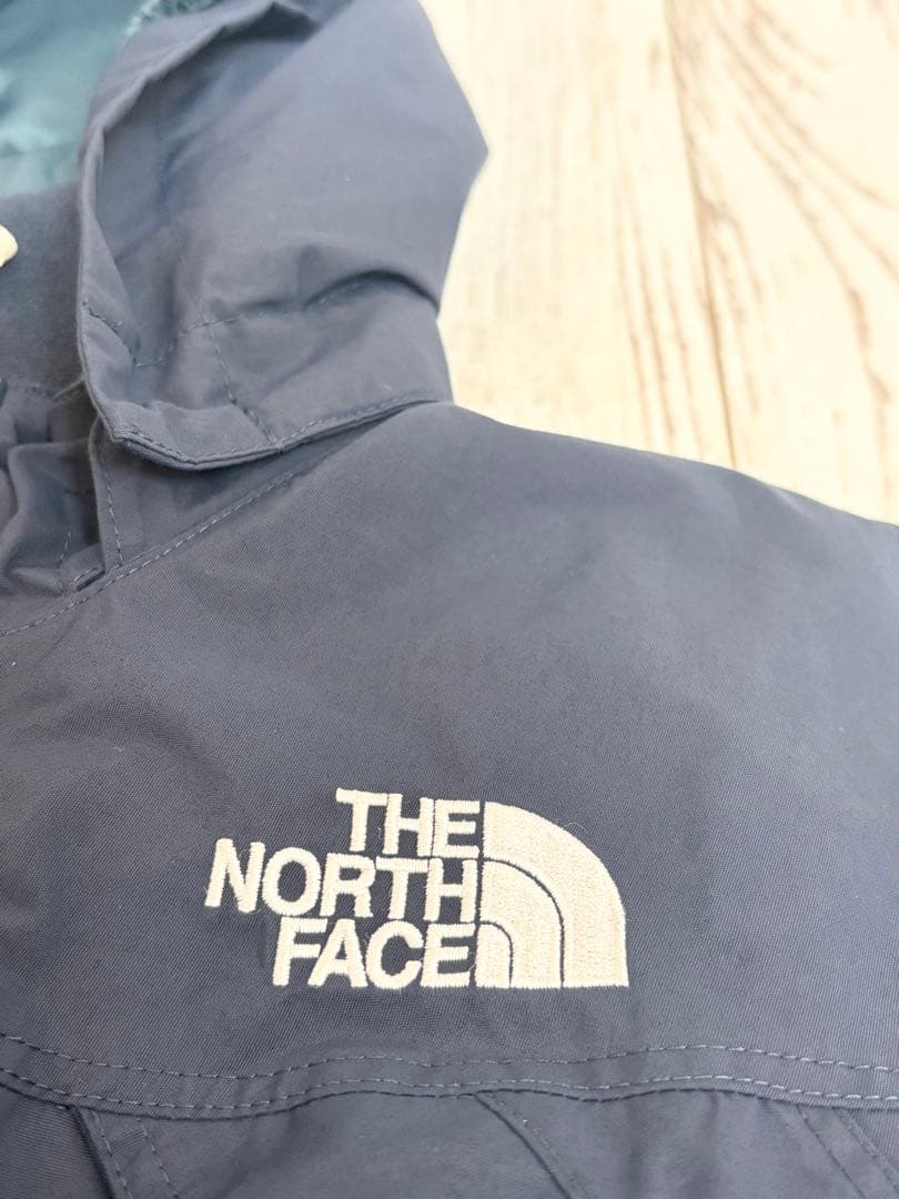 【ハイシーズン前にちょっとお値下げ】110大人気ノースフェイス子供スキーウェア紺