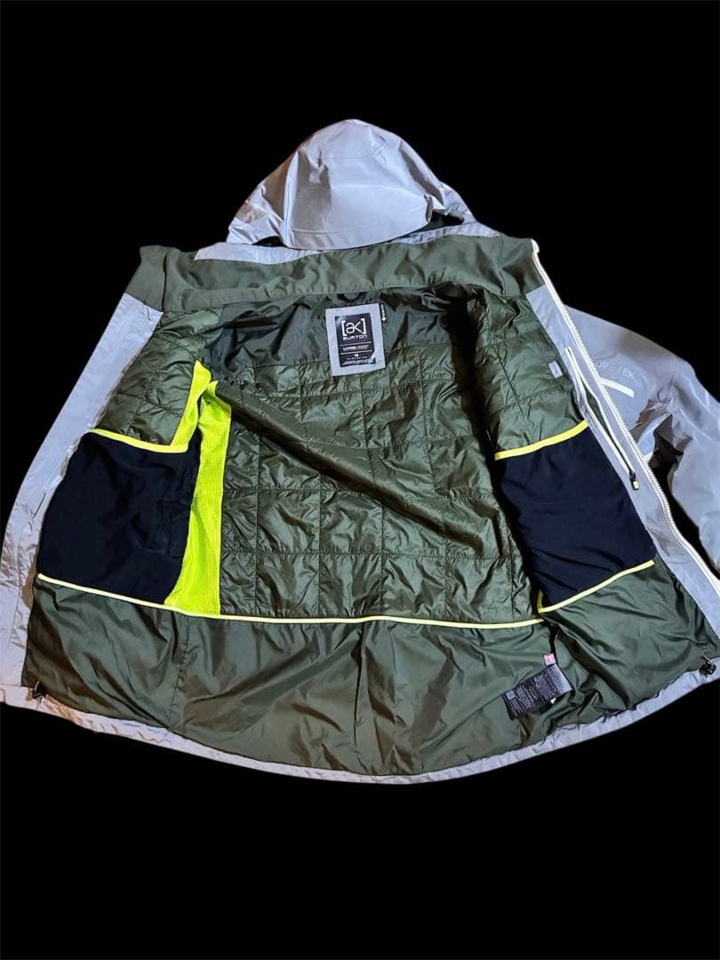 Burton ak GORE-TEX ジャケット　mサイズ