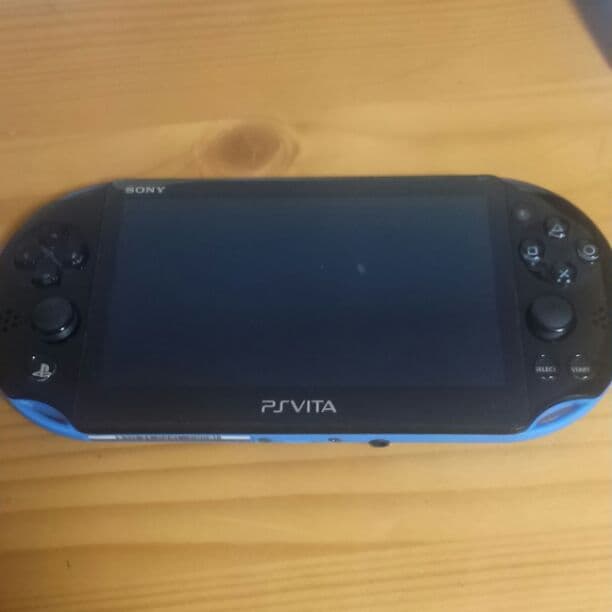 プレステーションVita  本体