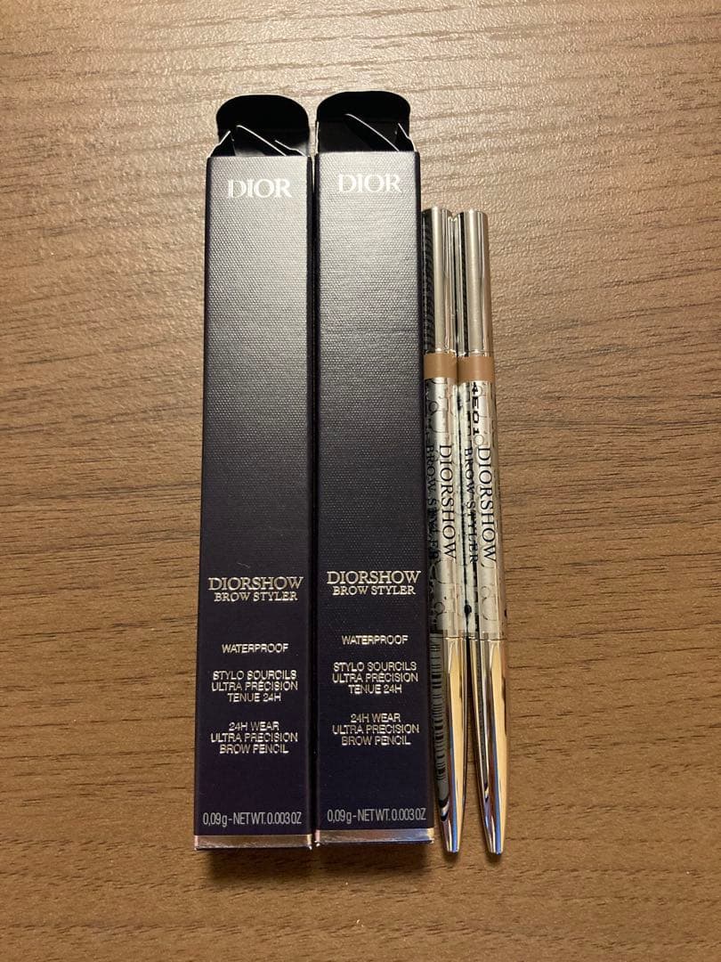 【ディオール】 新品 ショウブロウスタイラーウォータープルーフ 01ブロンド2本