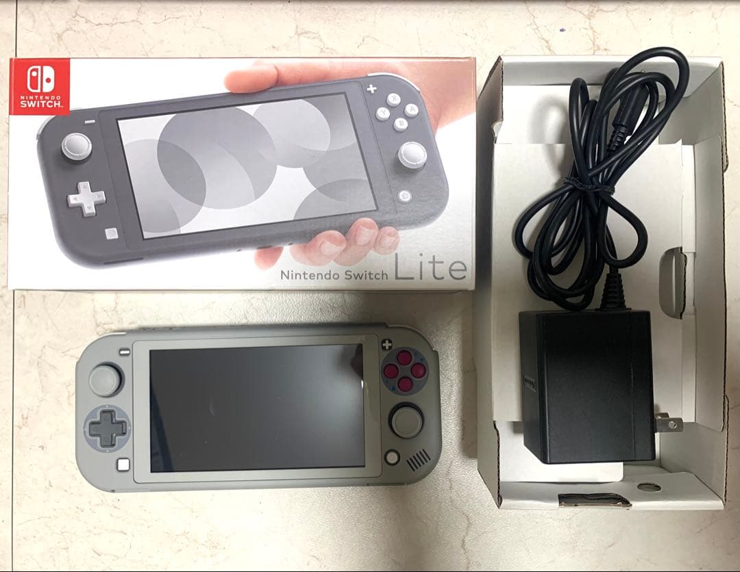 ニンテンドースイッチライト　Nintendo Switch lite グレー
