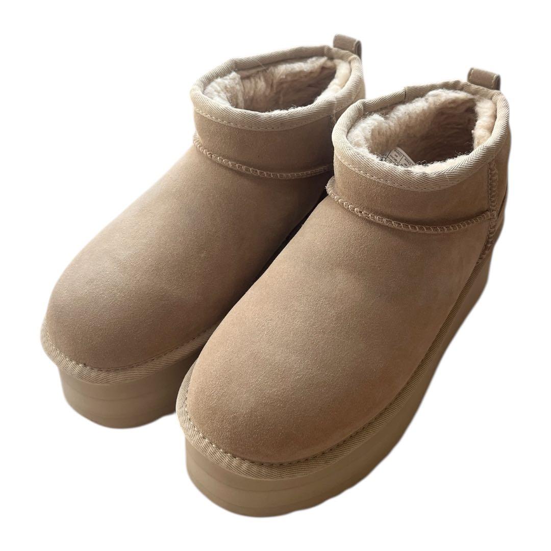 UGG 人気 大特価 クラシックウルトラミニプラットフォーム 厚底ブーツ 超破格